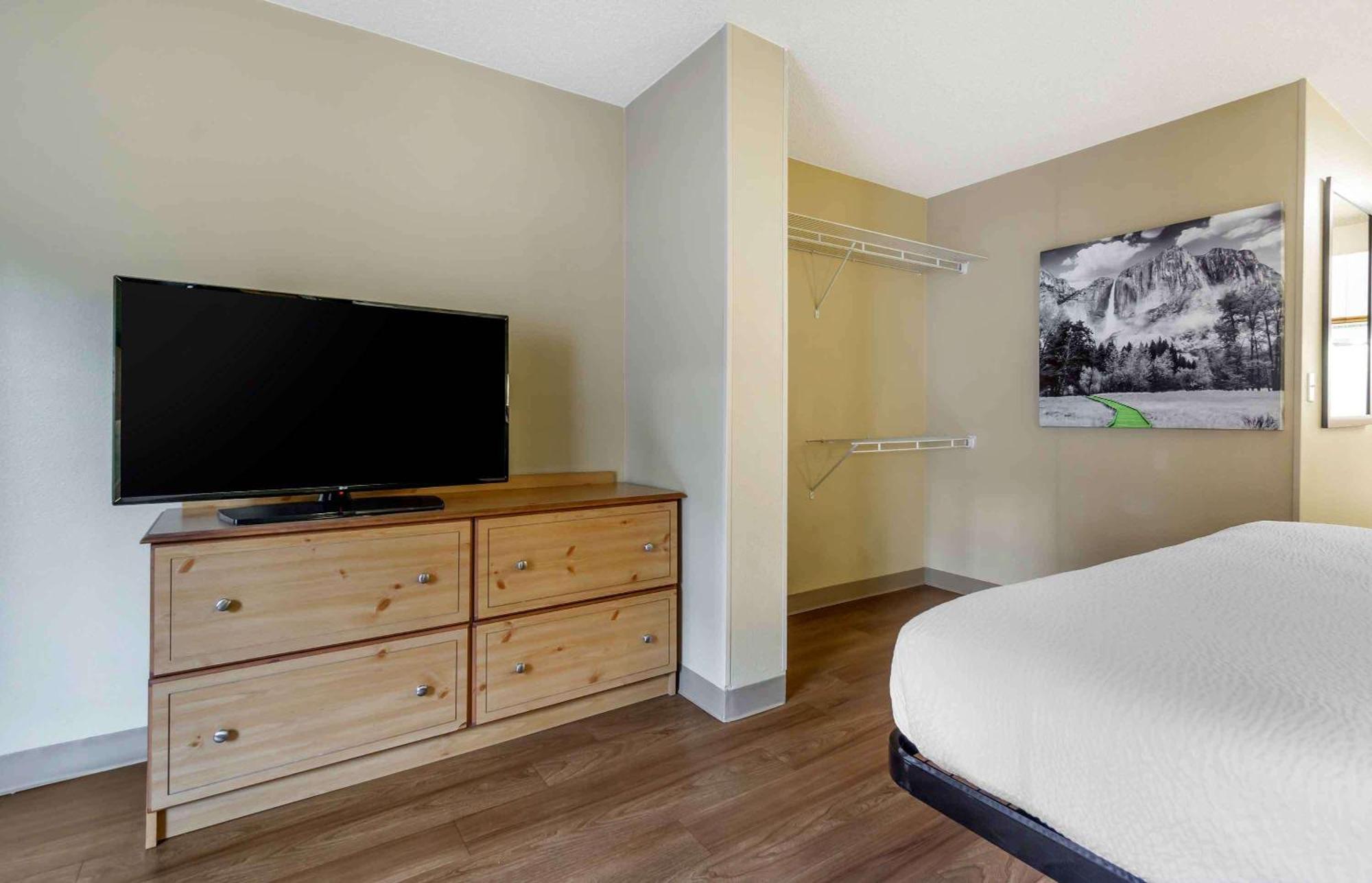 Extended Stay America Suites - Seattle - Bellevue - Factoria Екстер'єр фото