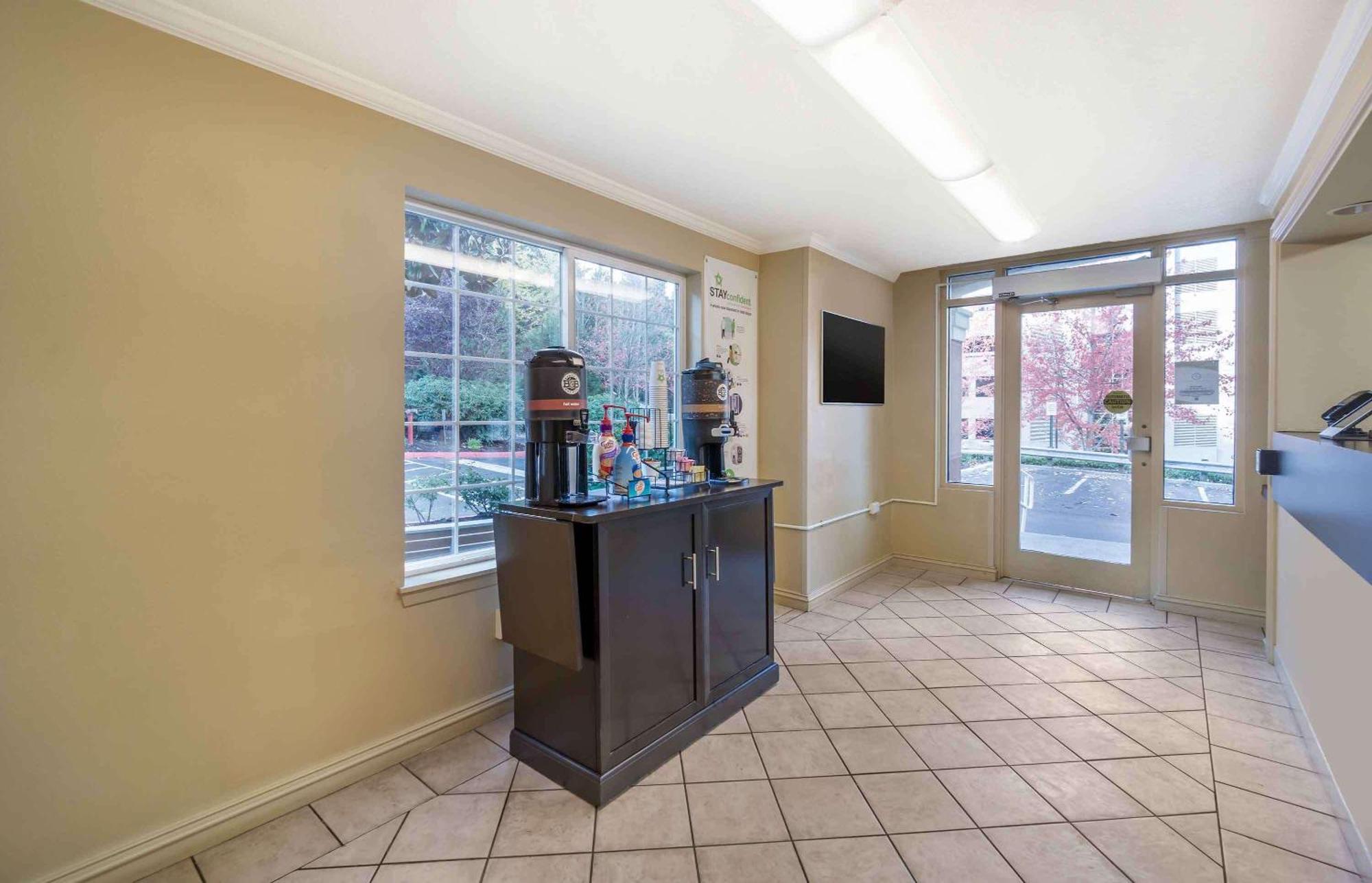Extended Stay America Suites - Seattle - Bellevue - Factoria Екстер'єр фото