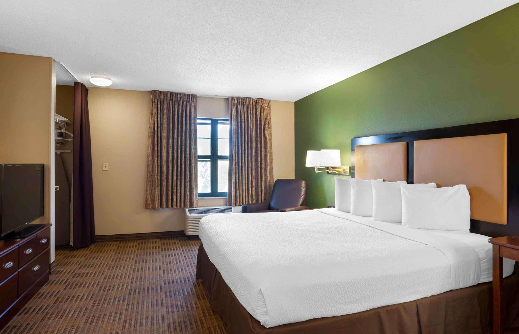 Extended Stay America Suites - Seattle - Bellevue - Factoria Екстер'єр фото